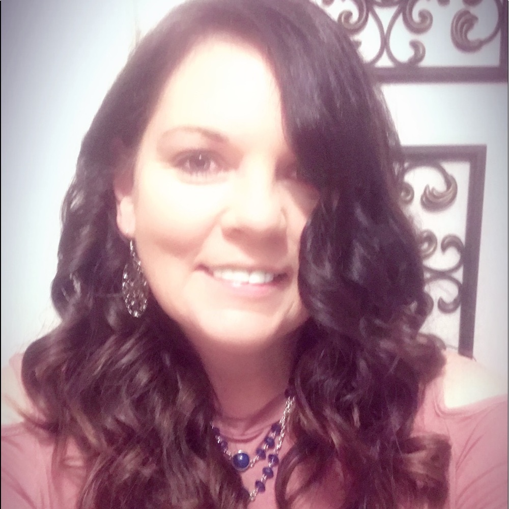 Meet your Posher, Sharon